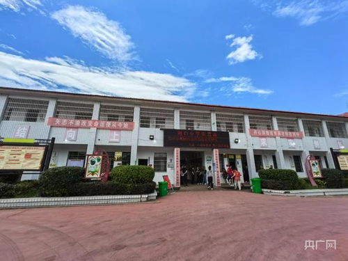 記者實探湘潭縣河口中學安置點 對安置群眾進行 五保障