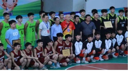 市學(xué)生運(yùn)動(dòng)會(huì)籃球比賽落下帷幕 潮安區(qū)實(shí)驗(yàn)學(xué)校 潮州市瓷都中學(xué)分獲初中組 高中組冠軍