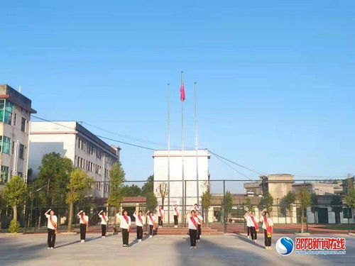 兩校共燃愛國(guó)情 洞口縣石江鎮(zhèn)中學(xué)與潮安縣彩塘中學(xué)愛國(guó)主題升旗儀式紀(jì)實(shí)